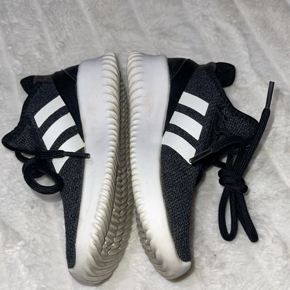 Adidas - Picture 3 of 10